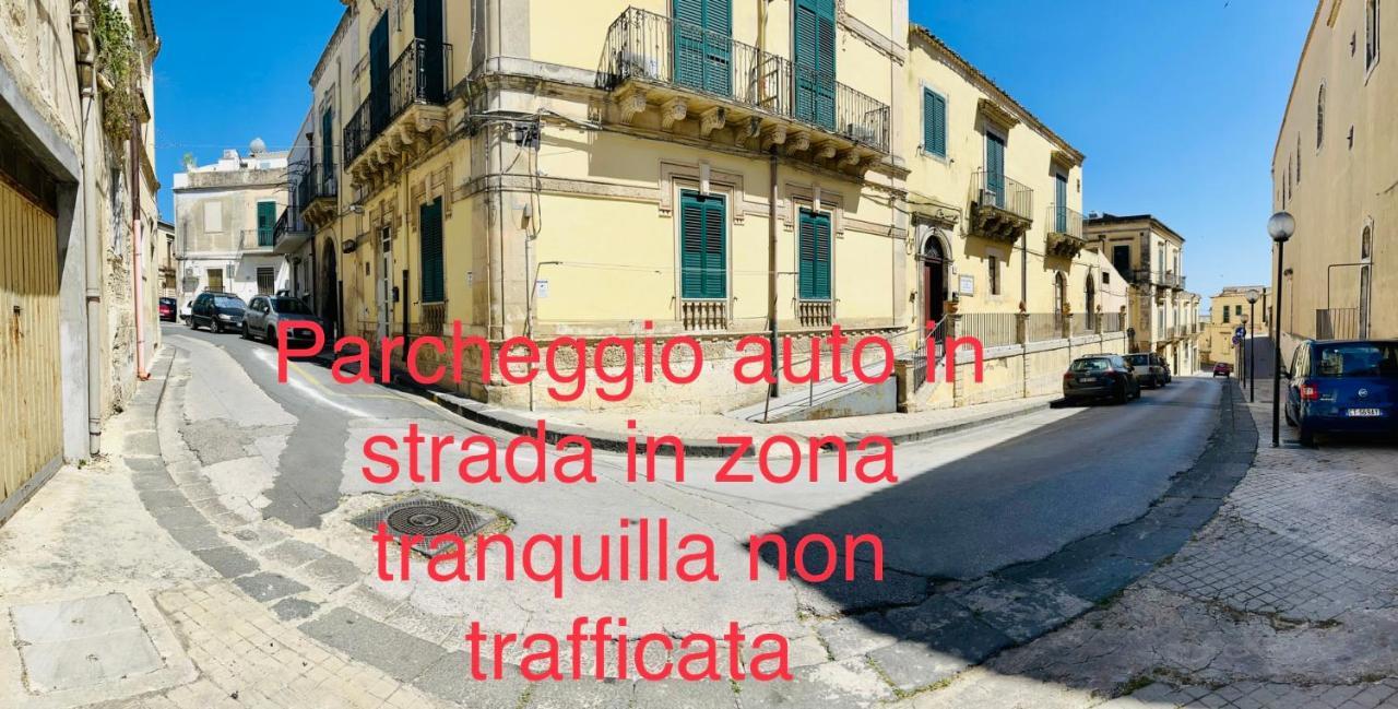 La Casa Del Barocco Hotel Noto Buitenkant foto
