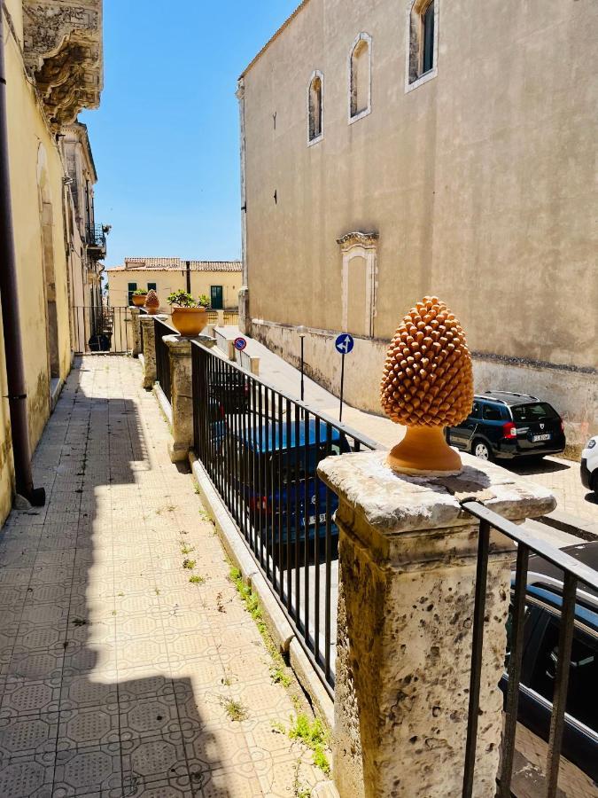 La Casa Del Barocco Hotel Noto Buitenkant foto