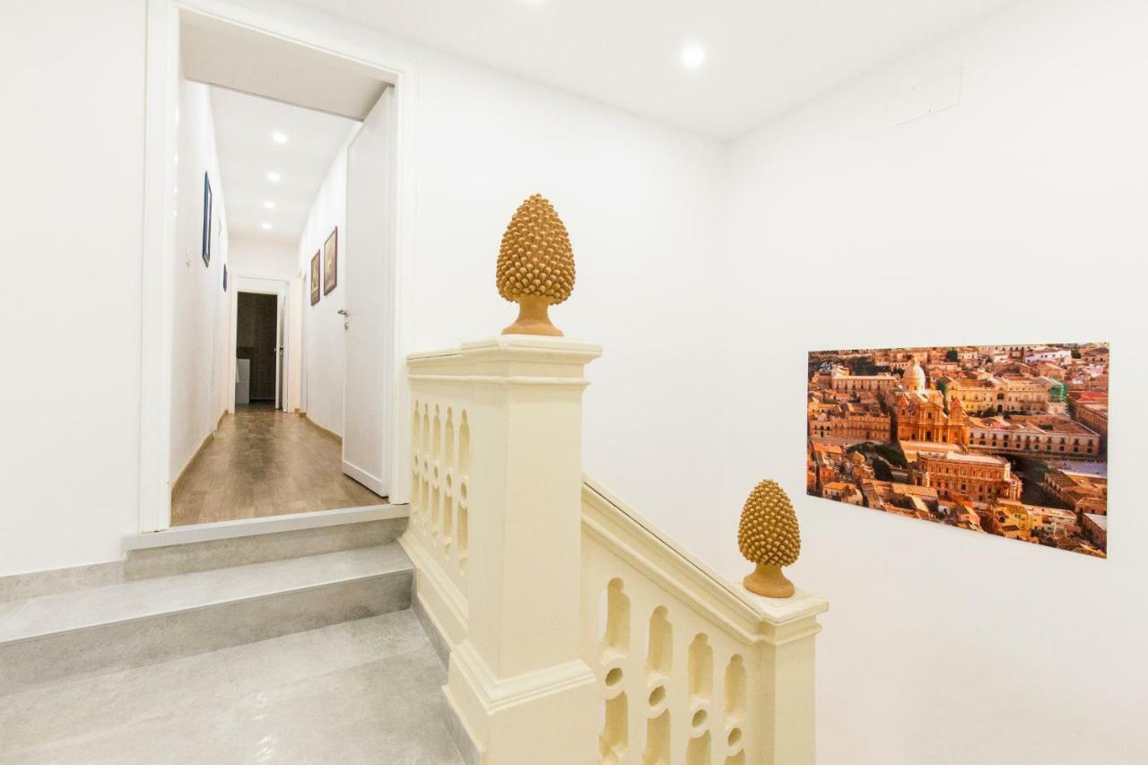 La Casa Del Barocco Hotel Noto Buitenkant foto